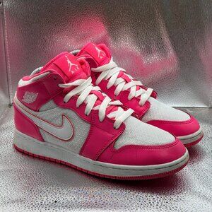 Size 6.5 Nike Air Jordan 1 Mid Kids Hyper Pink Basketball Sneakers‎ 555112-611